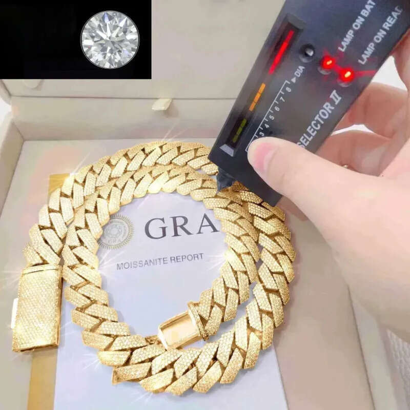 Customized DIY Name Letter Pendant 20mm Cuban k Chain Necklace Sterg Sier Moissanite Baguette Dia Pendent For Men aaa