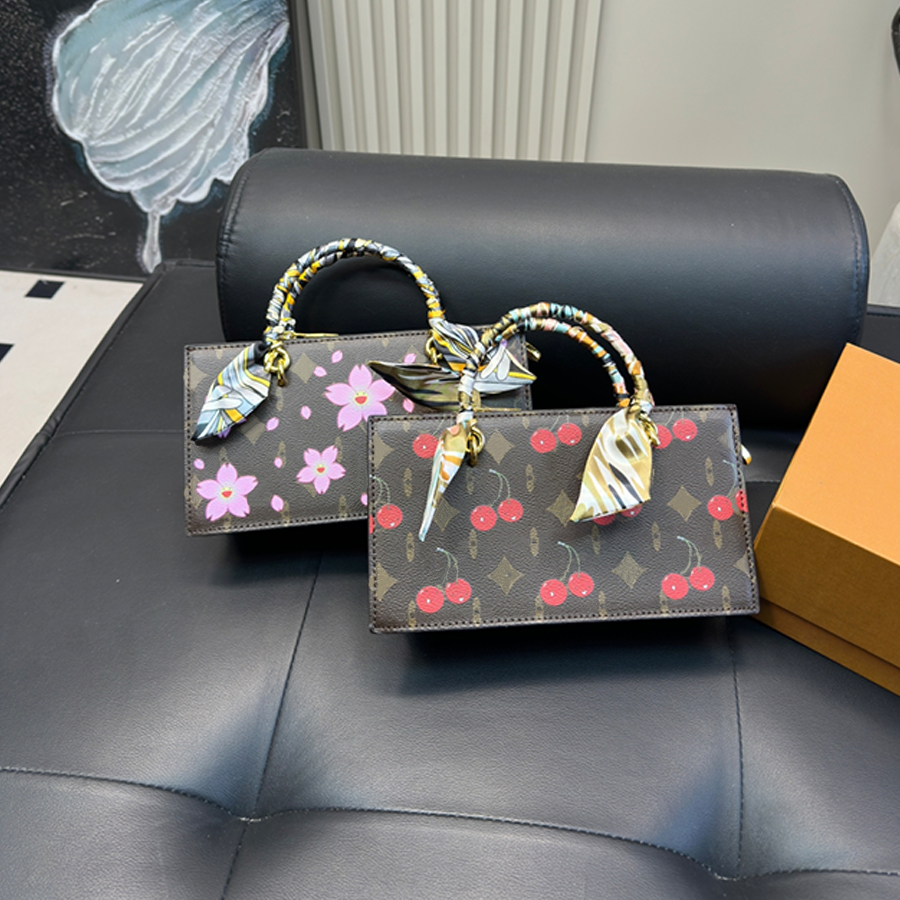 Tote Bags Designer Handbag Crossbody Bag Cherry Letter Bag Small Handbag Letter Shoulder Bag Women Printed Casual Armpit Bag Large Capacity