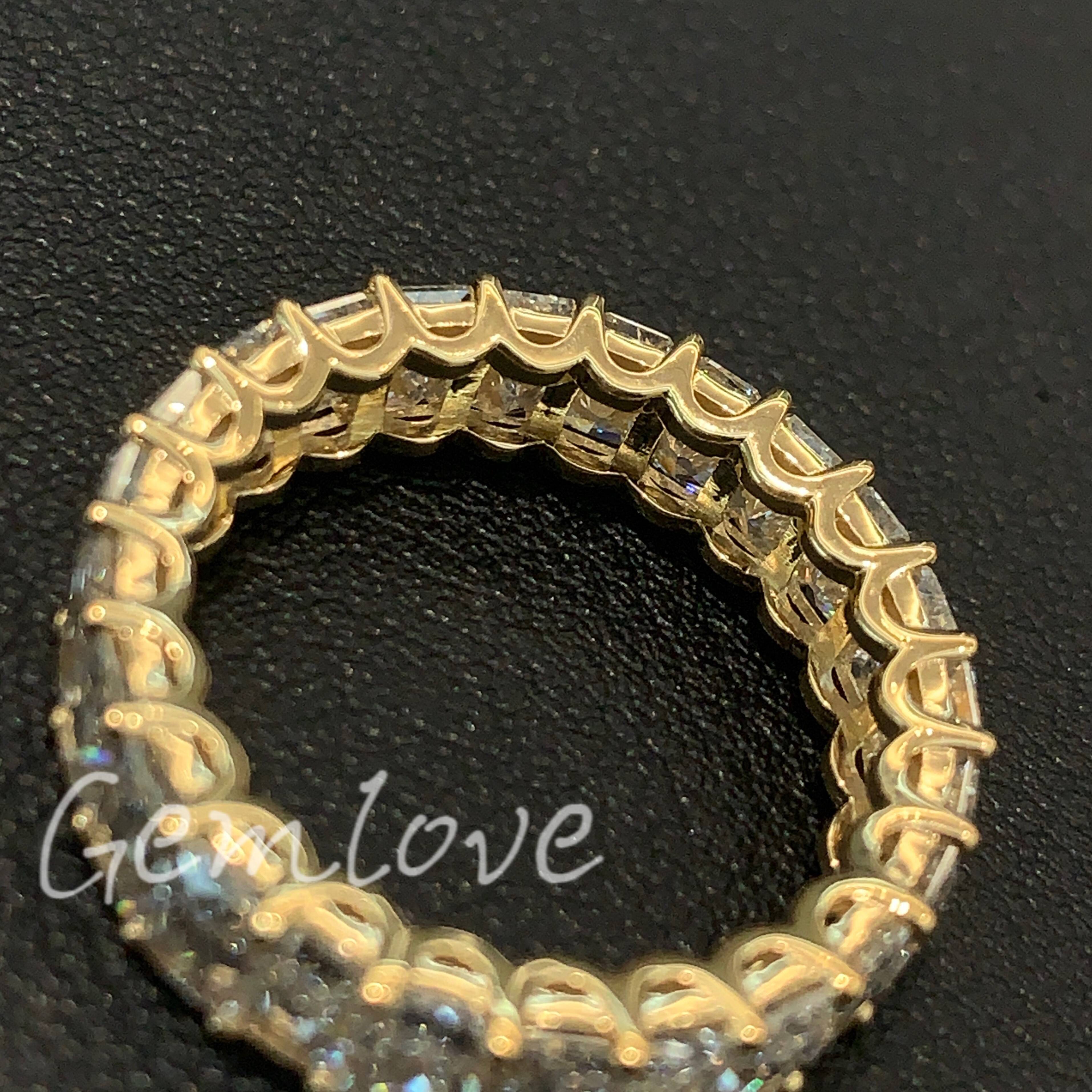 18K Gold Custom Ring Set with Radiant Cut LabGrown Diamonds Suitable for Men and Women Engagement Rings