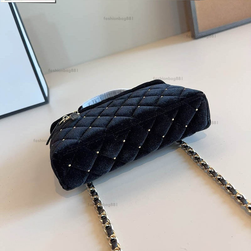Rivets Decoration Ladies Designer Makeup Bag Black Velvet Mini Handbag Diamond Lattice Gold Hardware Metal Chain Zipper Shoulder Crossbody Wallet with