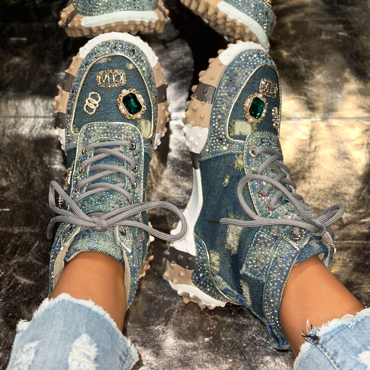 Women Rhinestone Casual Luxury Sneakers Diamond High-Top Designer Boots Thick Bottom Shoes Female Tennis Outdoors Walking Shoes Trendy Dad Shoes