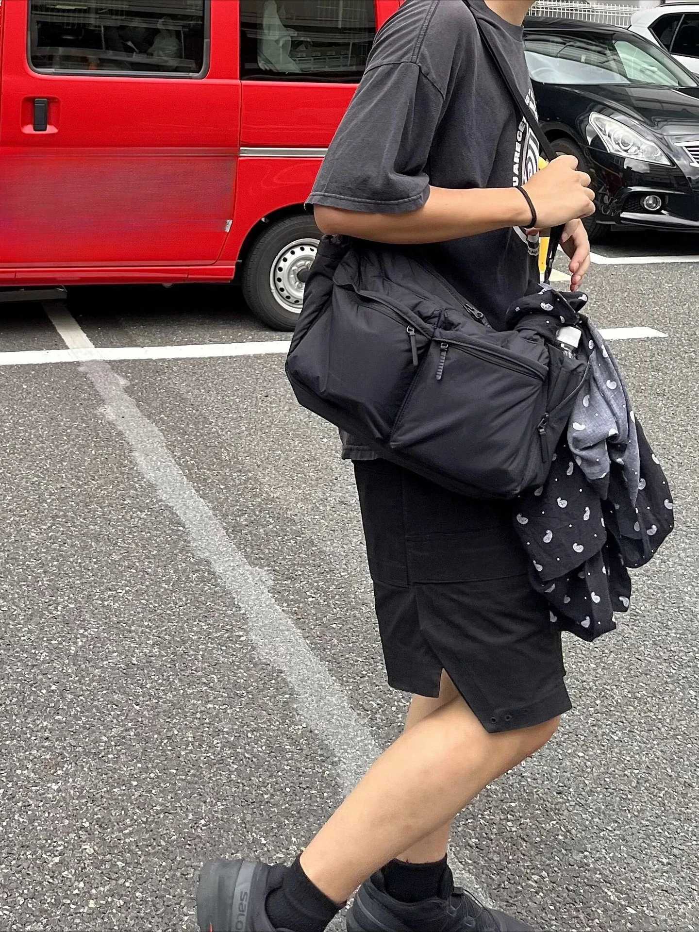 Casual Nylon Shoulder Bag for Women Large Capacity Computer Bag Travel Mens Multipocket Sports Messenger Bag Tote Handbags W251031