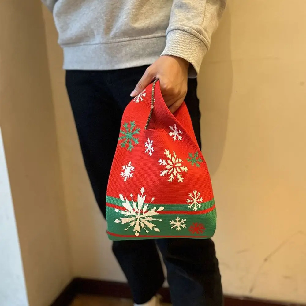 Polyester Women Christmas Knit Bag Christmas Tree Reusable Knot Wrist Bag Snowman Handmade Knit Tote Bags Shopping Bags 251104