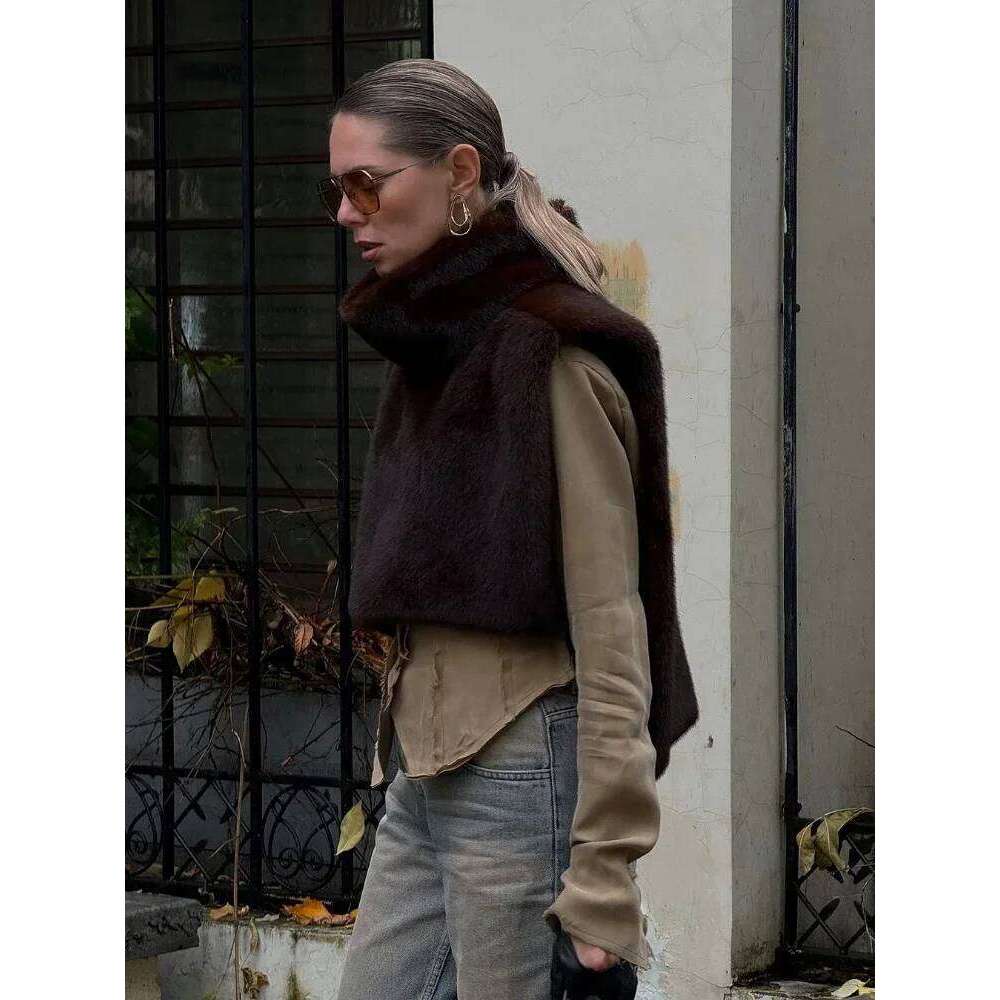 Fashion Faux Fur Vest Crop Top Women Elegant Solid Turtleneck Fluffy Short Tank Tops 2025 Winter Female Sleeveless Jacket Coat