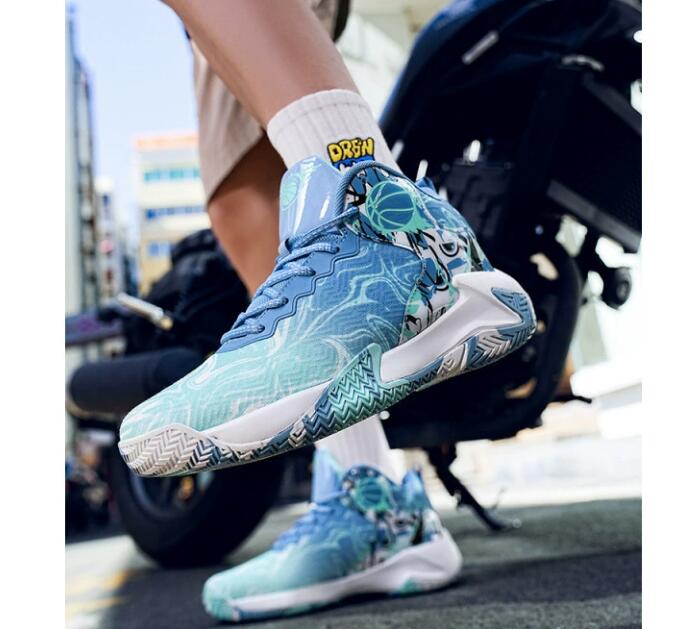 Autumn plus size 48 basketball shoes practical sports running shoes for boys teenagers and students anti slip friction with noise Z 10.25