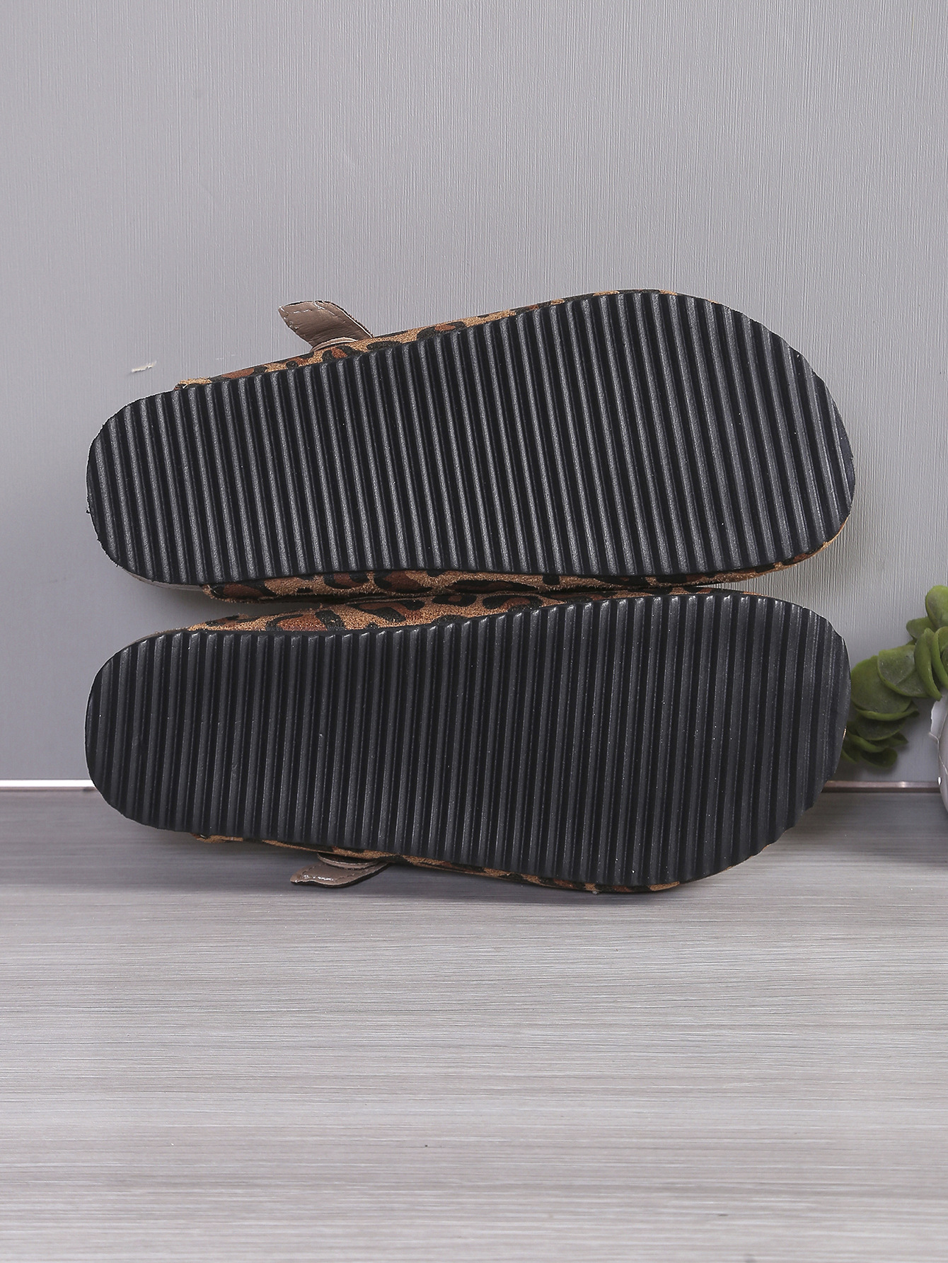 Designer slides shoes slippers Plush Womens Cork clogs Sandals Flat mules Leather for women Beach sandals Mens mules Warm Slippers Clogs designer shoe