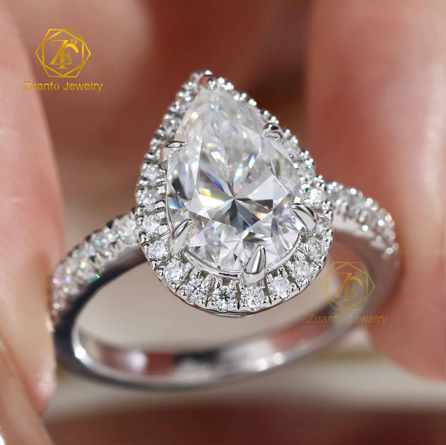 Classic 1CT 2CT 3CT Pear Cut Diamond Ring Custom Fine Jewelry Pass Diamond Tester D VVS Moissanite Halo Ring for Gifts