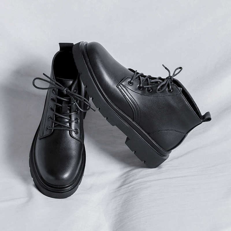 Black mid-calf Martin boots for men, stylish and cool for autumn, British motorcycle style, INS leather shoes, Hong Kong style couple work boots.