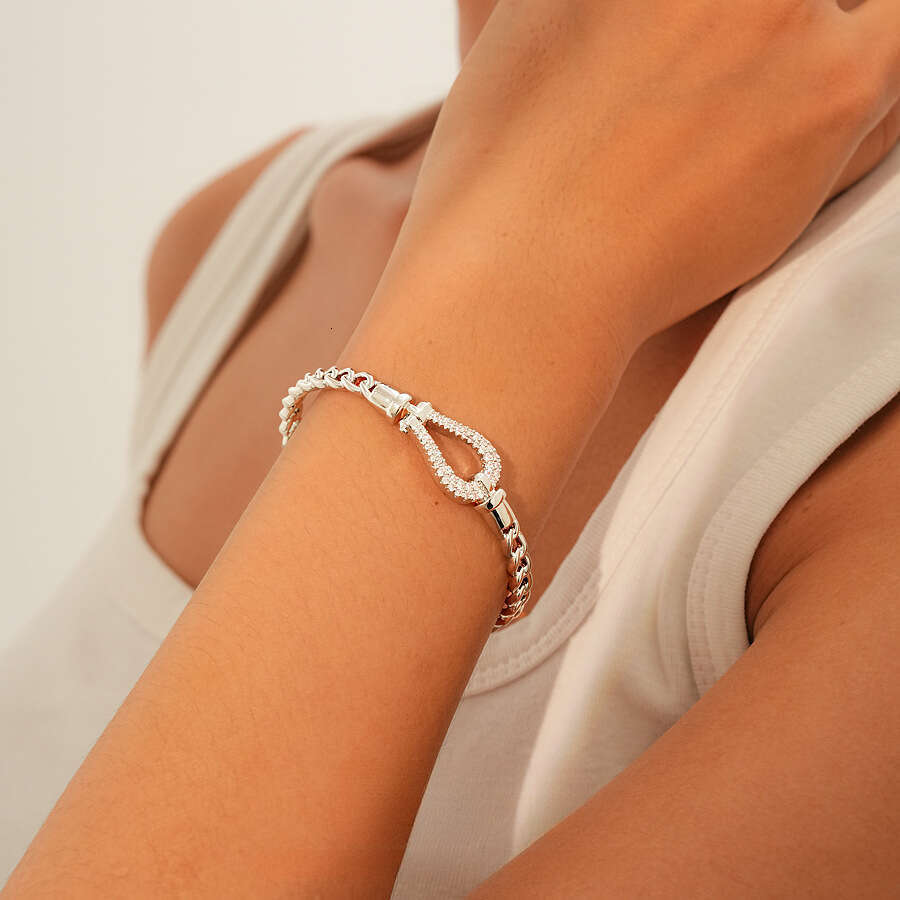 Bracelet Designer luxury bangle Zircon Water Drop Oval Splicing Open Light Niche High end Sense Bracelets Personality Minimalist Style Jewelry