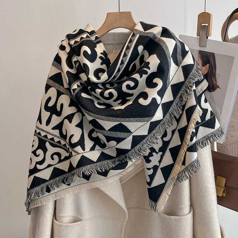 2025 Womens Luxury Brand Winter Cashmere Scarf Tasseled Damask Printed Shawl Warm Wrap Foulard Poncho C251031
