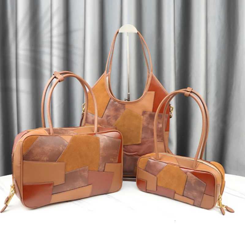 New High Quality Patch Bag Luxury Brand Contrast Color Bowling Bag Gold Chain Stitching Layered Cowhide Briefcase Shoulder BagT251031