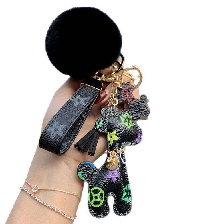 Keychain bag charm Designer charms Trendy Fashionable Car pendant Simple pu Leather accessories