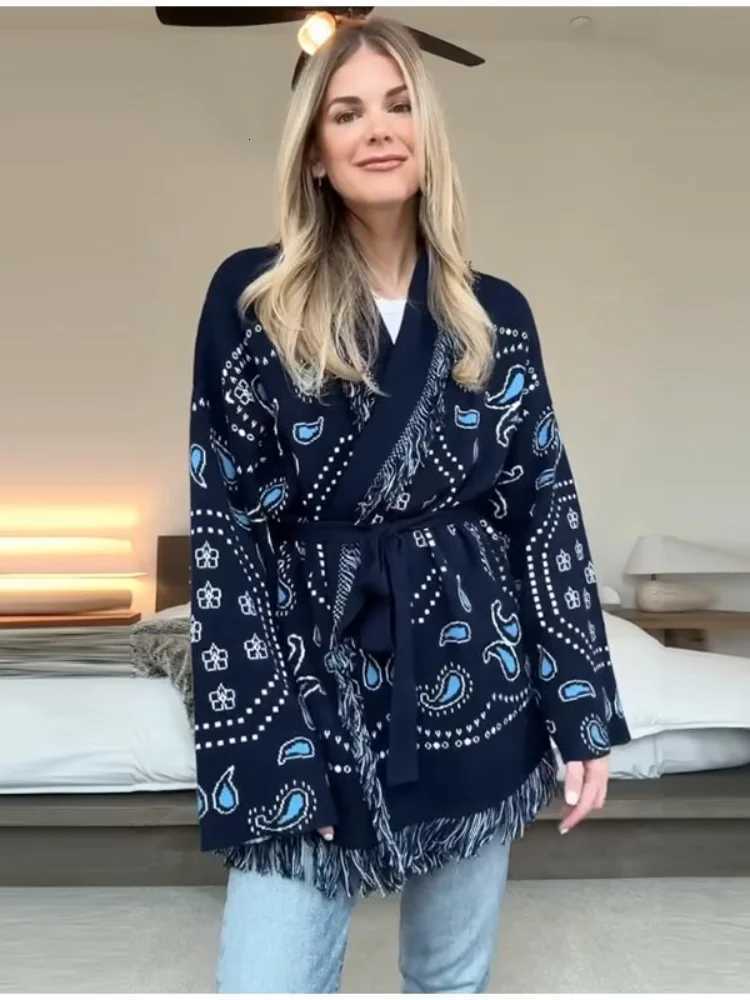 Print Knitted Tassel Short Sweater Women Vneck Full Sve Lace Up Cardigan 2025 Autumn Ele Female Daily Casual Outerwear W251031