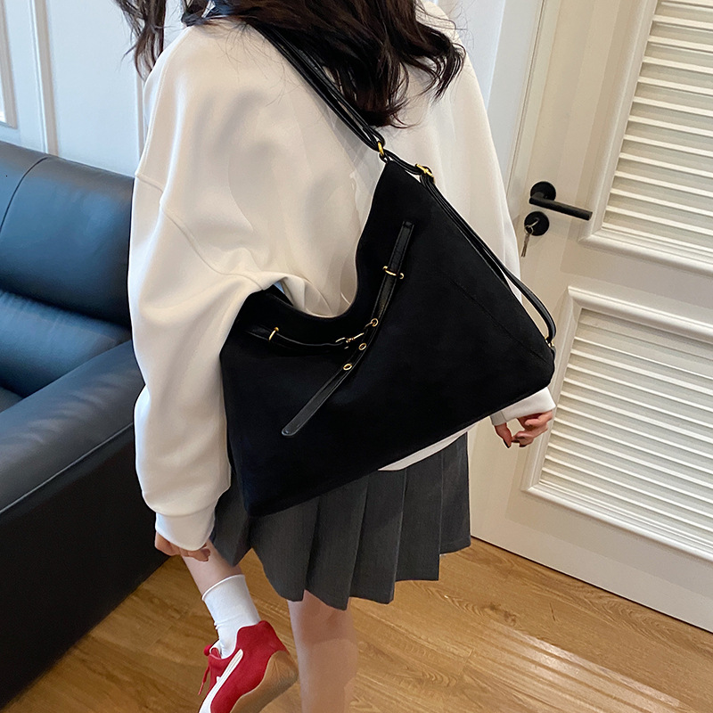 Designer Brand High-end Suede Tote Bag For Women, New Fashionable Large Capacity Commuter Luxury Bag Versatile Multi-functional Shoulder Crossbody Bag