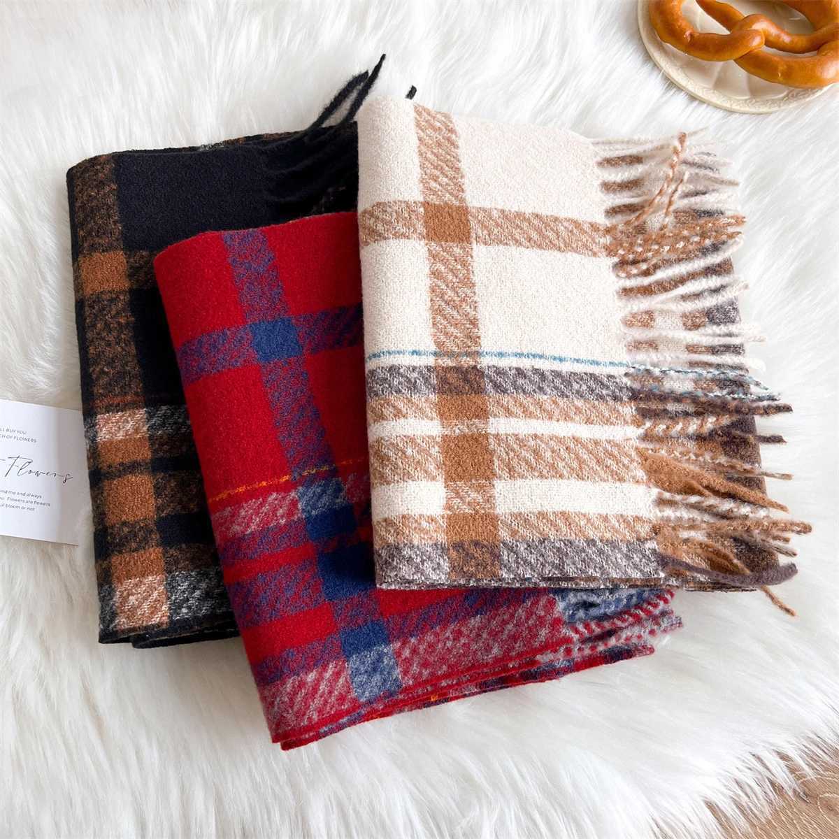 New Embossed Cashmere Womens Winter Scarf Warm Chunky ShAWl Luxury Designer Tassels Bufanda LaDY WrAP Man ScarvesW251030