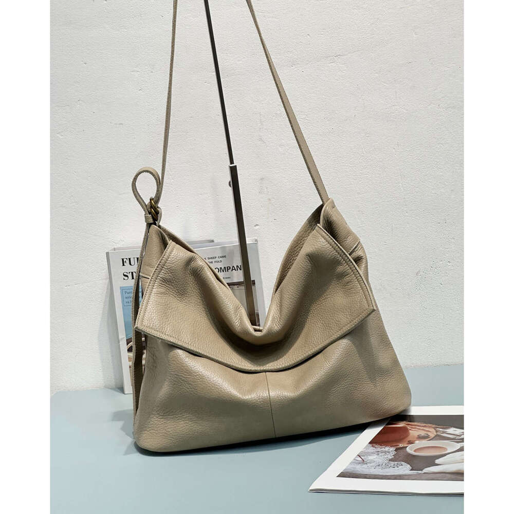 Luxury Bag Designer Casual Fashion Single Shoulder Crossbody Large Capacity Top Layer Cowhide Women S Bag Soft Leather Flap Travel