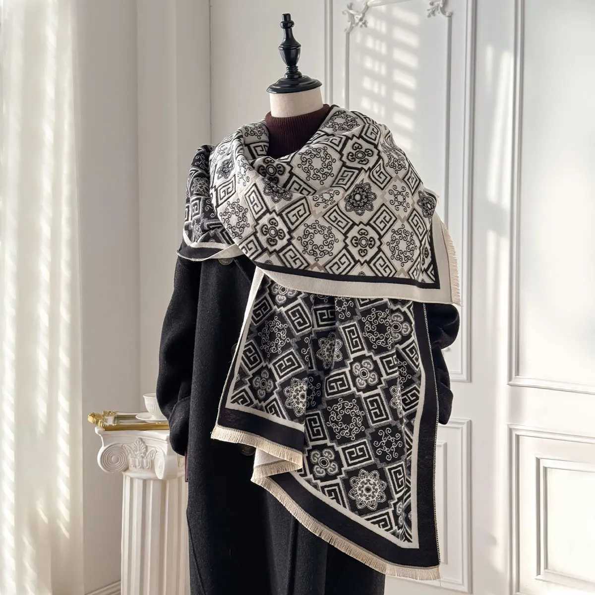 2025 New Brand Womens Fashion Printed Scarf Imitation Cashmere Soft Warm Shawl Winter Coldproof Windproof Blanket C251031