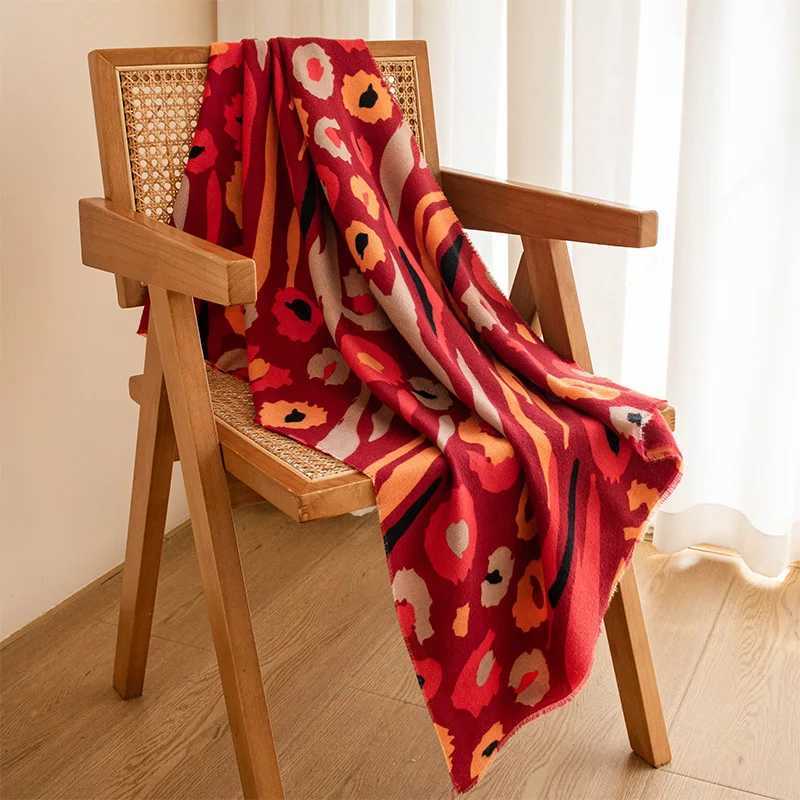 European and American Leopard Print Imitation Cashmere Luxury Scarf Womens Versatile Retro Personality Cashew Flower Shawl C251031