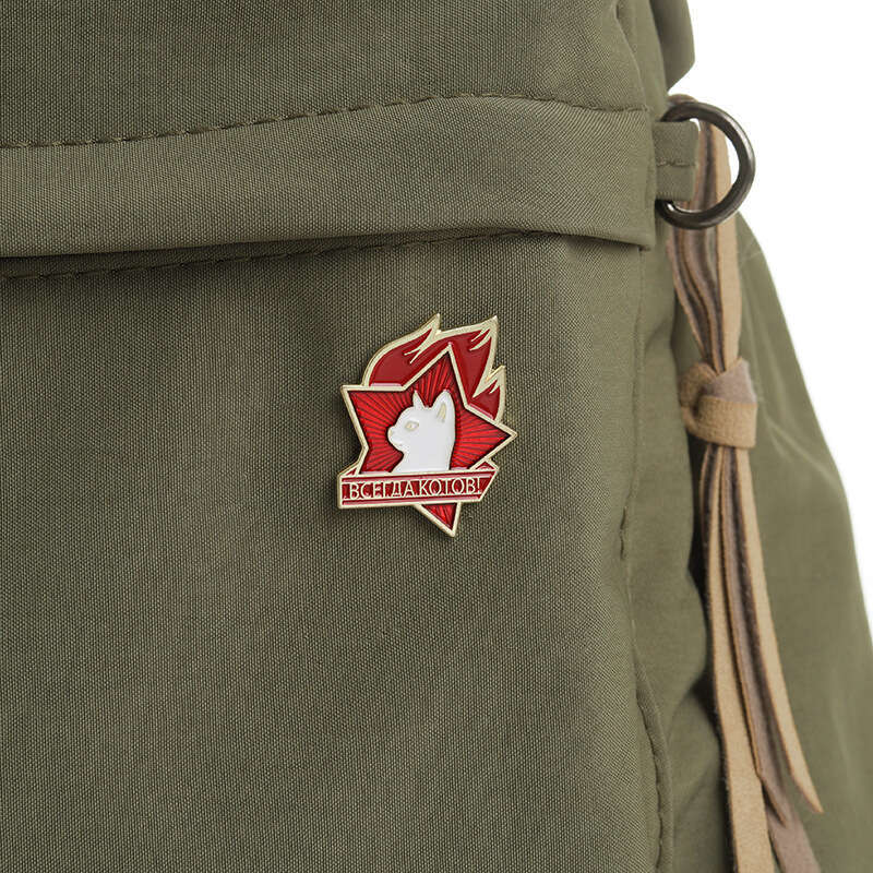 Red Five-Pointed Star Flame Cat Brooch Metal Badge Wholesale Bag Accessories Lapel Pin Waist Cincher Chest Flower Medal