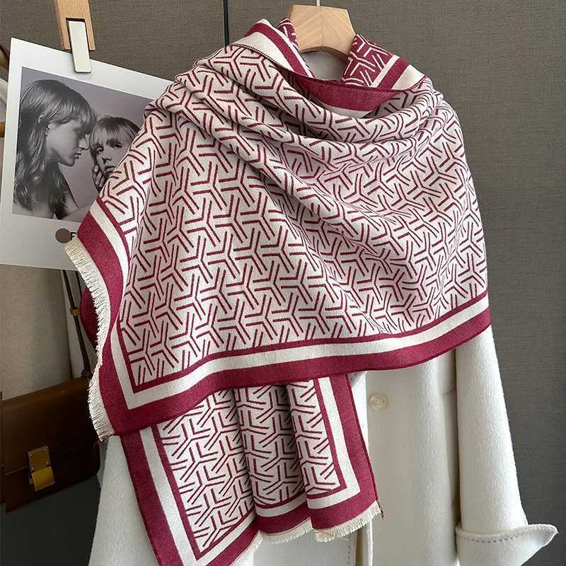 Luxury Brand Warm Cashmere Scarf for Women Design Winter Shawls and Wraps Poncho Female Thick Blanket Bufandas Echarpe C251031