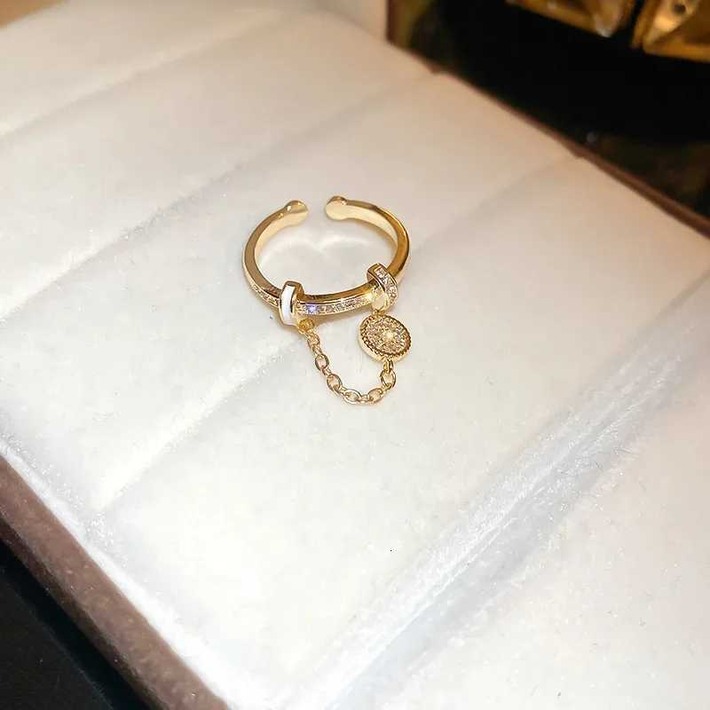 Geometric Exquisite Zircon Adjustable Index Finger Rings for Women Fashion Tassel Stainless Steel Open Rings Jewelry AccessoriesXJ251031