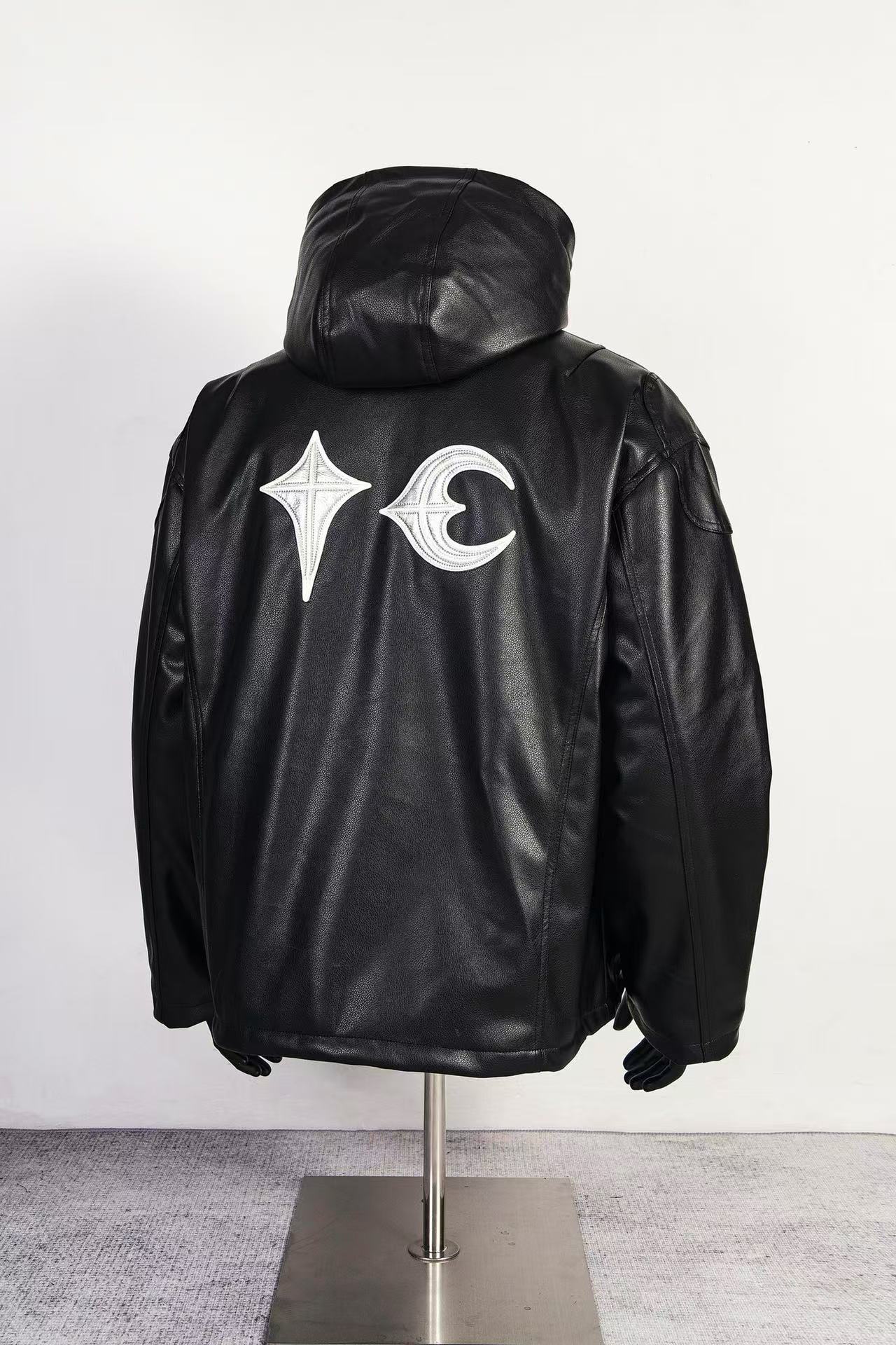 Thug Club Men's Hoodies Fashion Thug Club Vibe Hoody Metal Embroidery Design Features Star And Moon Patterns Heavy Casual Vintage Men Women Sweat