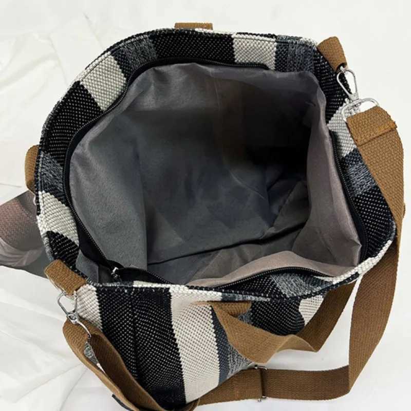 Large Tote Bag for womens Striped Crossbody Canvas Bag 2023 New Trendy Versatile Class Commuting Shoulder Bag W251031