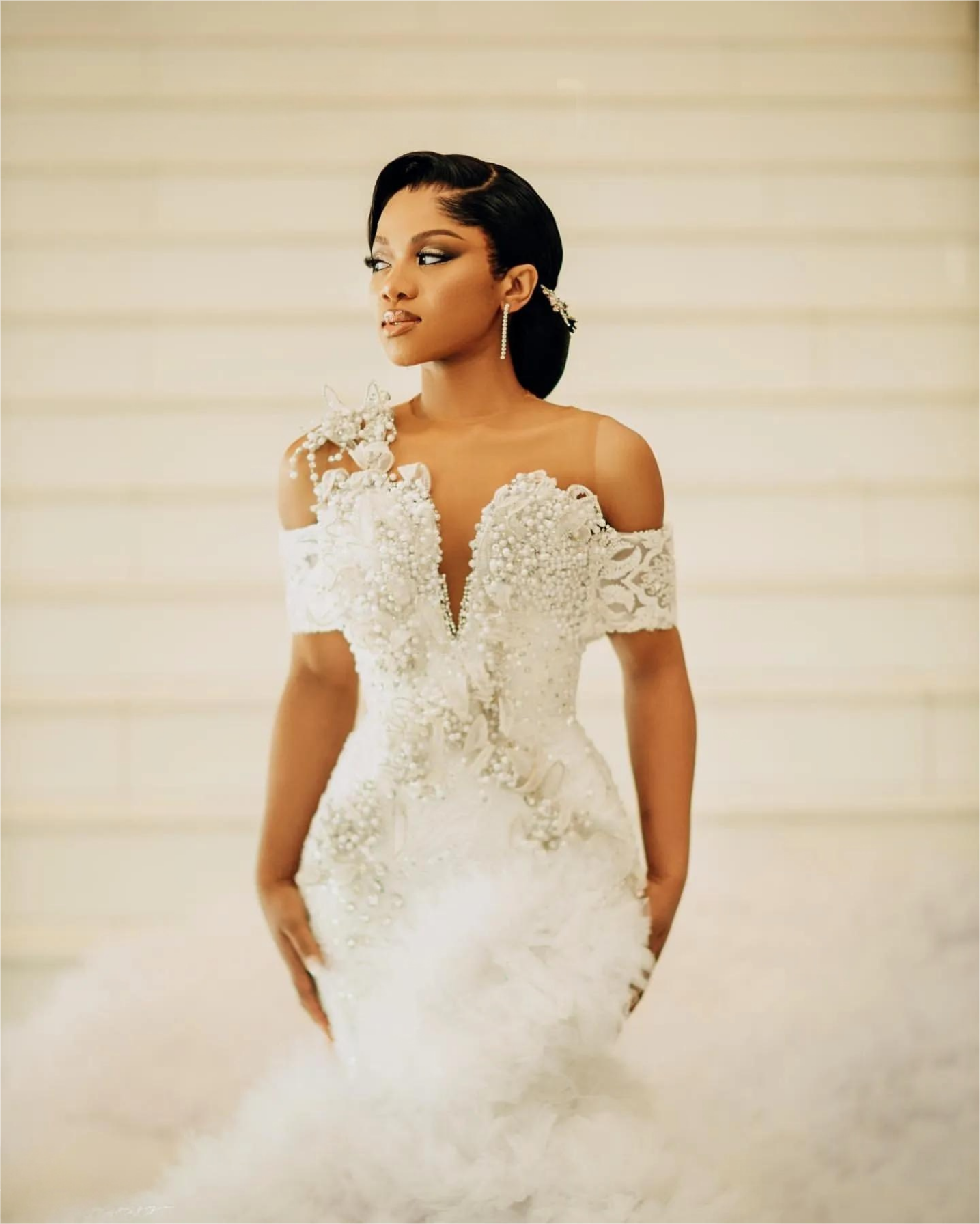 Ivory Mermaid Wedding Dresses Florals Pearls Beaded Crystals Lace Tiers Bridal Gowns Dress