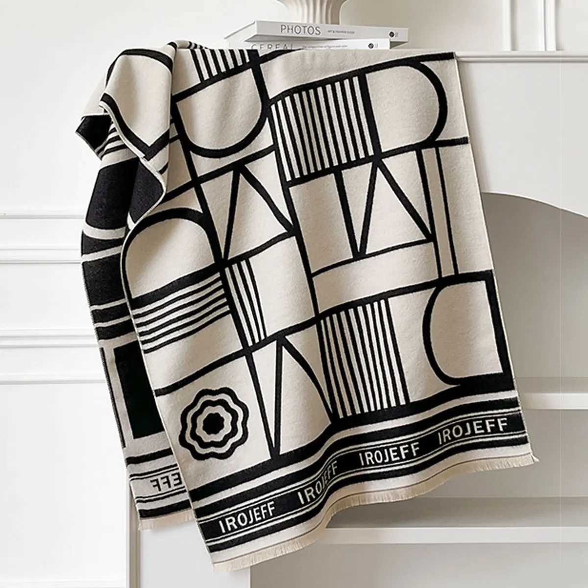 New Brand Elegance TwoSided Jacquard Scarf Soft Warm Fringe Shawl Winter Fashion Coldproof Windproof Blanket C251031