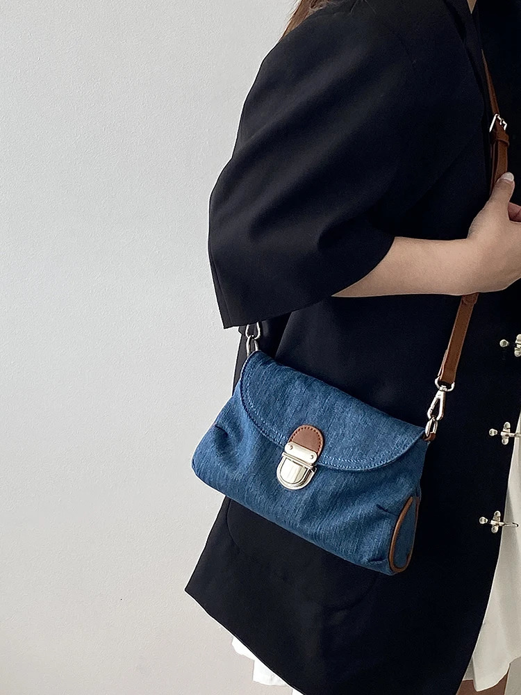 Retro Denim Womens Small Shoulder Bag Soft Canvas Ladies Crossbody Bags Lock Female Tote Purse Underarm Bag Handbags 251027