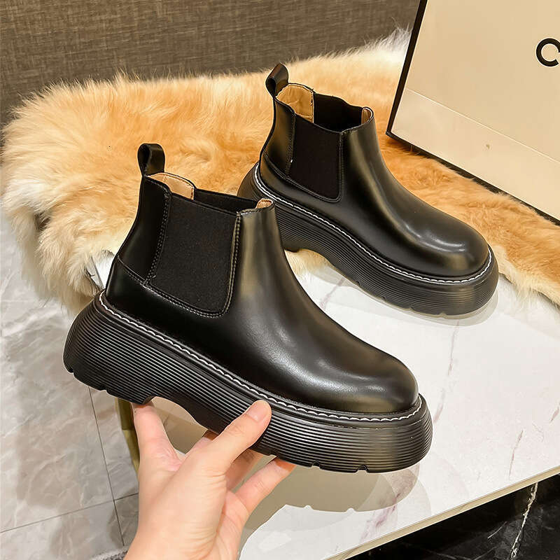 Grape Mom Chimney F… - image