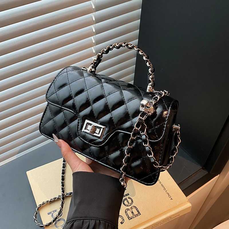 Designer Wens Small Crossbody Bag Single Shoder Handbag with Chain Strap Mini Purse for Casual Daily ning Use1 Y251120