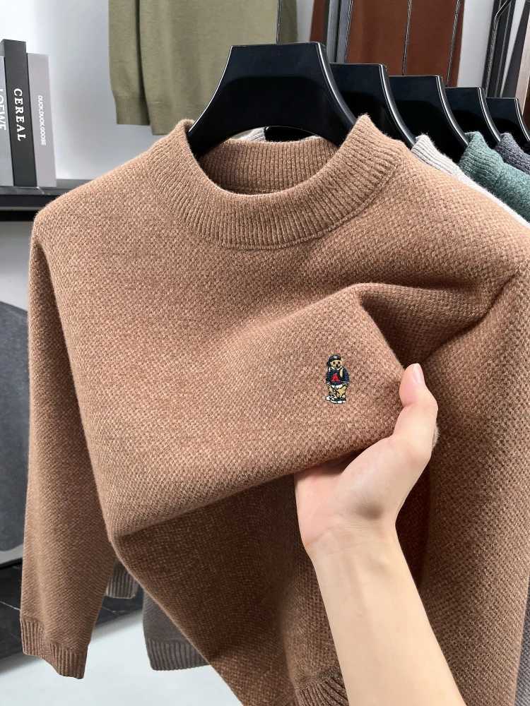 Fashion cartoon bear embroidery luxury brand sweater pullover autumn winter soft comfort knitted round neck casual mens wearT251031