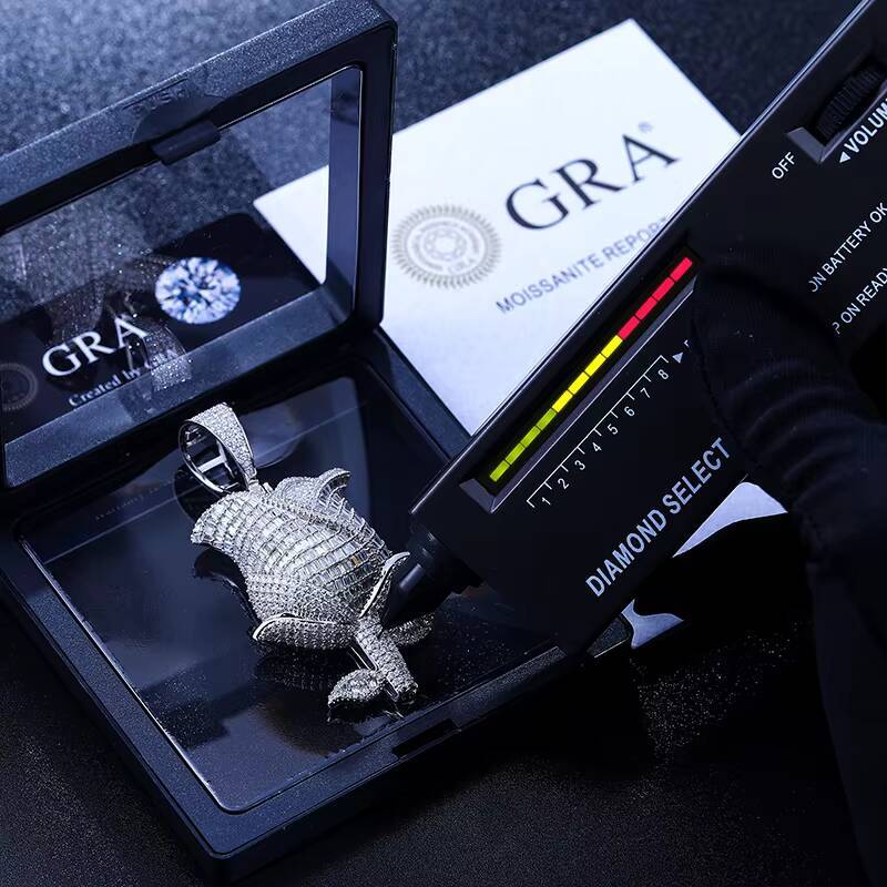 Pass Diamond Tester VVS Baguette Moissanite Rose Pendant 925 Sterling Silver Lab Diamond Iced Out Hip Hop Jewelry Wholesale