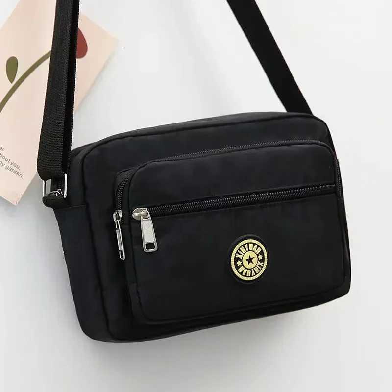 New Nylon Canvas Womens Cloth Single Shoulder Diagonal Messenger Bag Large Capacity Crossbody Bags Middle and Elderly Leisure W251031