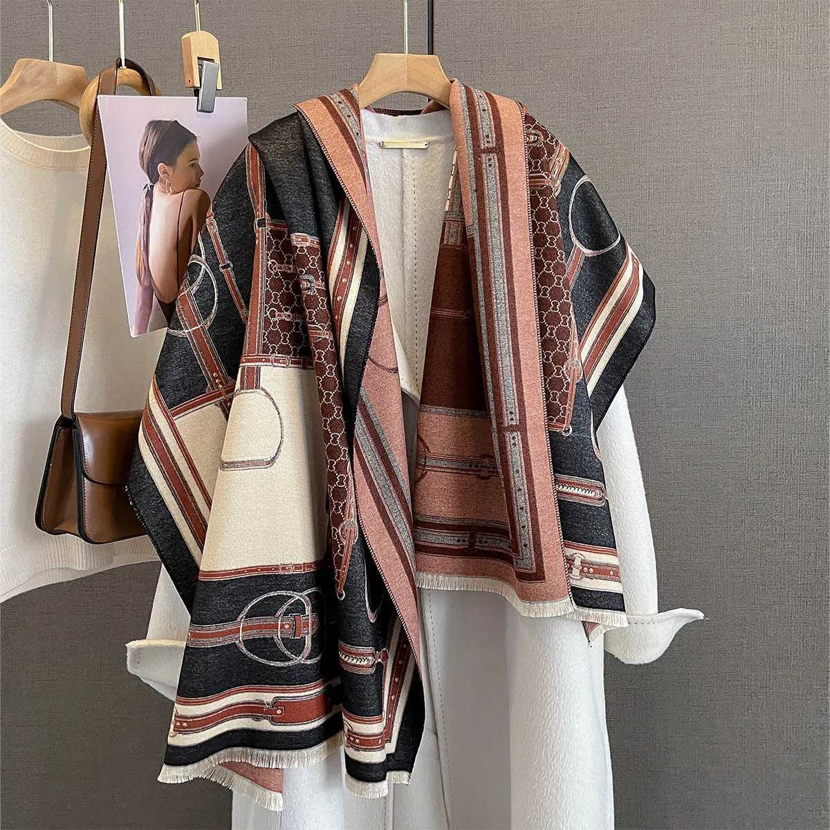 Winter Cashmere Scarf Women Luxury Chain Print Female Shawl Wrap Elegant Poncho Lady Thick Warm Blanket Gift Echarpe C251031
