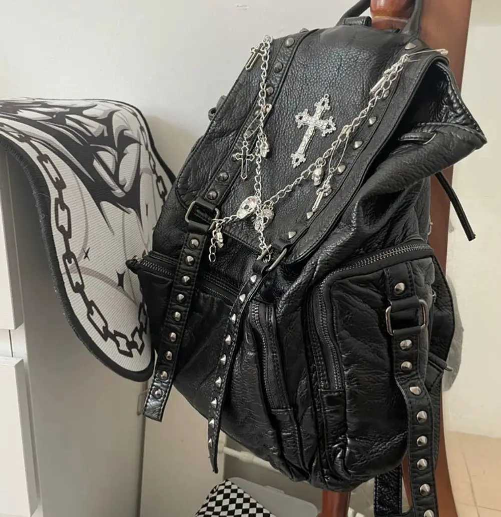 Grunge Rivet black Y2k Backpack Women Gothic Subculture Punk Cross Black Mochila Ladies Vintage Harajuku Backpacks Aesthetic W251031