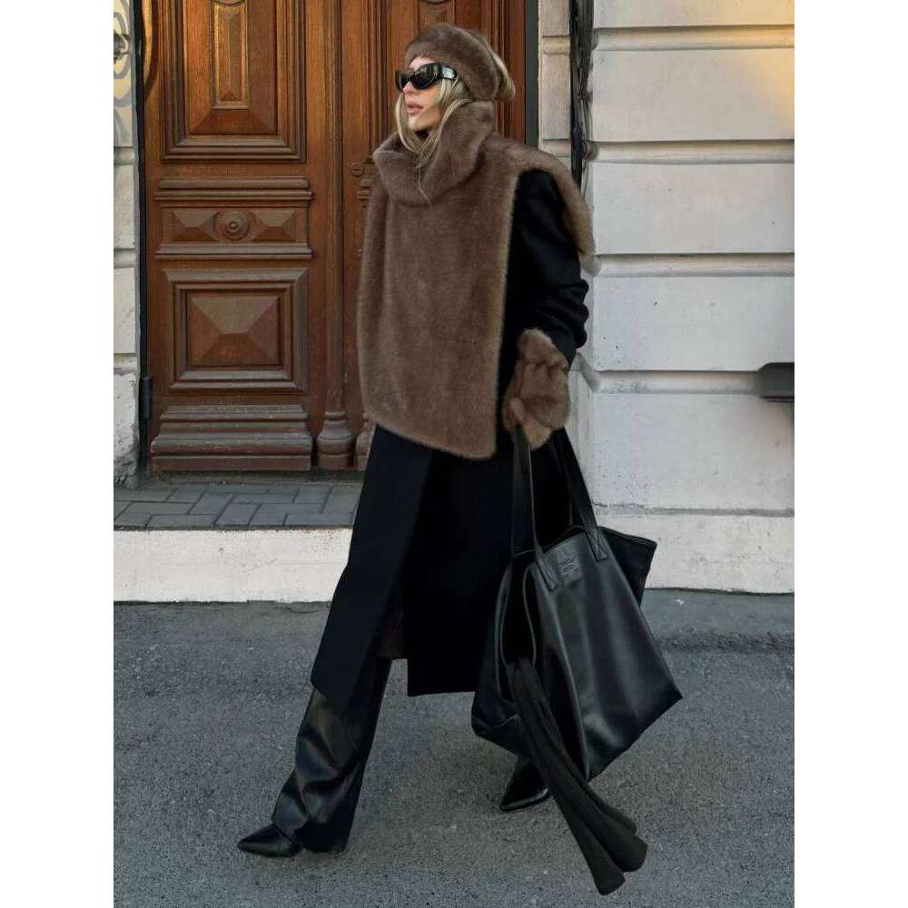 Fashion Faux Fur Vest Crop Top Women Elegant Solid Turtleneck Fluffy Short Tank Tops 2025 Winter Female Sleeveless Jacket Coat