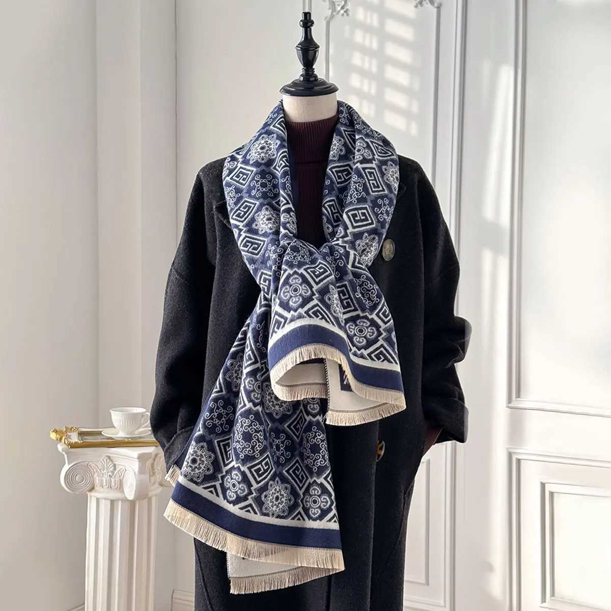 2025 New Brand Womens Fashion Printed Scarf Imitation Cashmere Soft Warm Shawl Winter Coldproof Windproof Blanket C251031