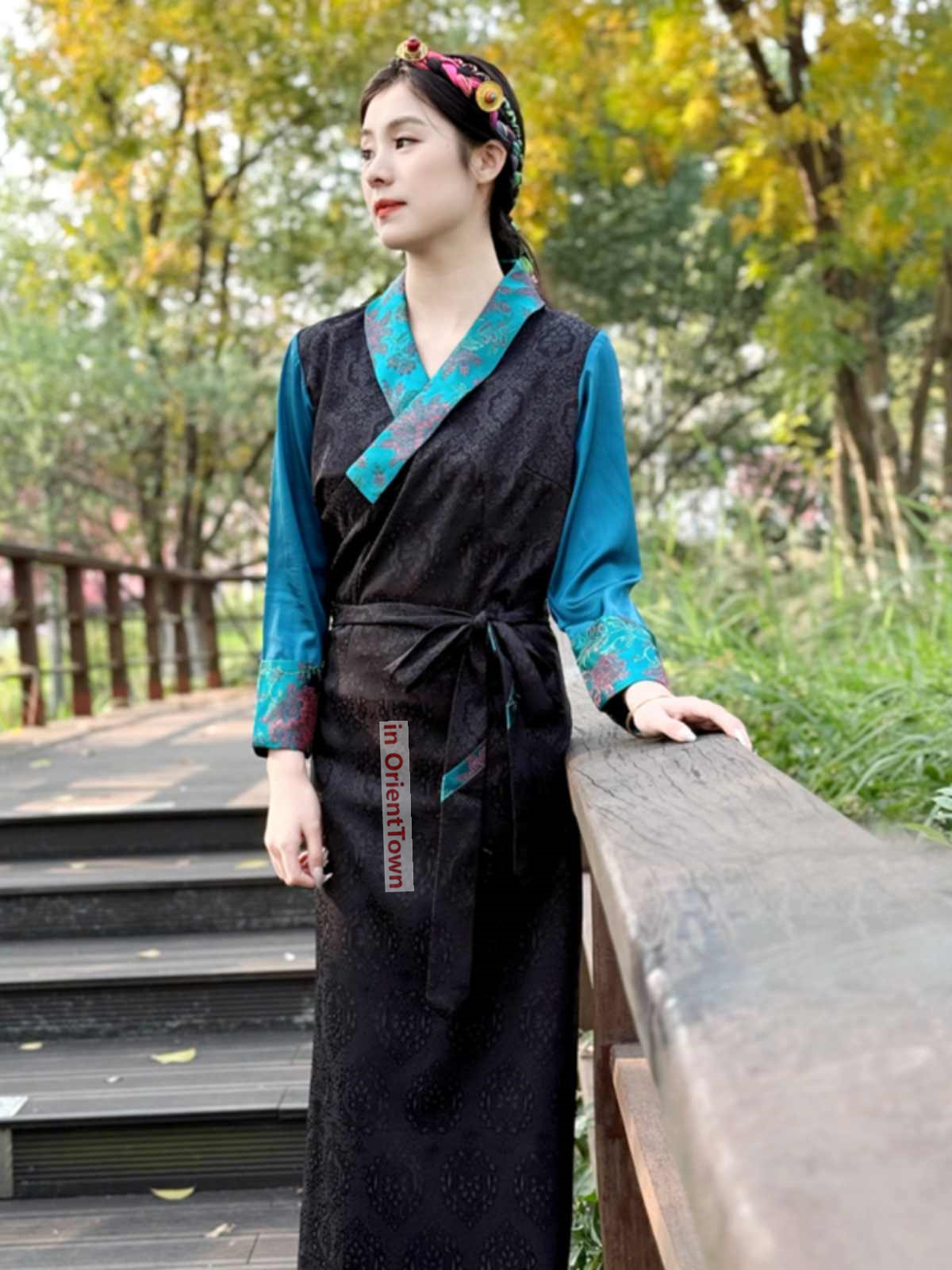 South Asia Nepal Tibet Himalayan Areas Travel Costume Woman Lady Girl Clothing in OrientTown Morden Long Robe Tibetan Dress CT045