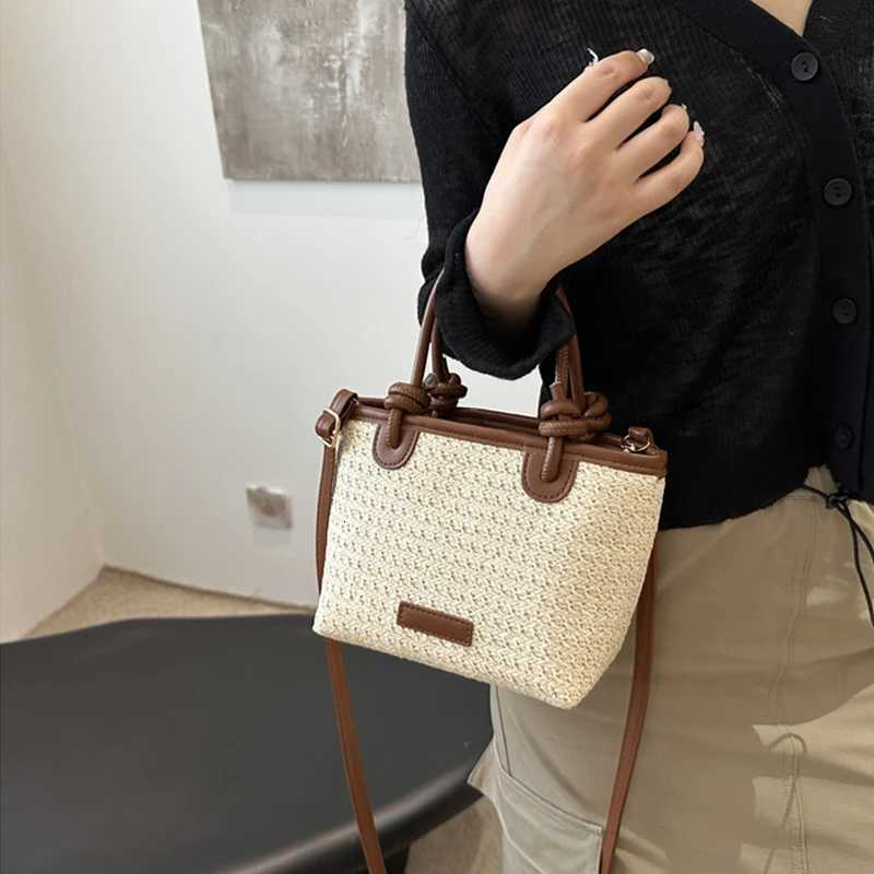 Designer New Str Woven Crossbody Bags For Wen Summer Vai Bucket Shoder Bags Summer Seaside Beach Handbags Y251120