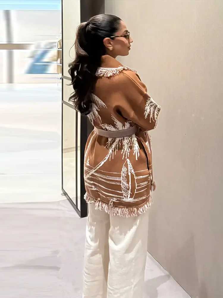 Print Knitted Tassel Short Sweater Women Vneck Full Sve Lace Up Cardigan 2025 Autumn Ele Female Daily Casual Outerwear W251031