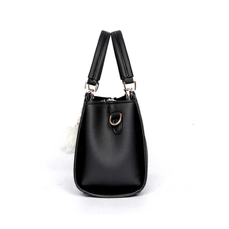 Stylish casual womens handbag commuter shoulder bag crossbody bag small hair ball pendant decorationT251031