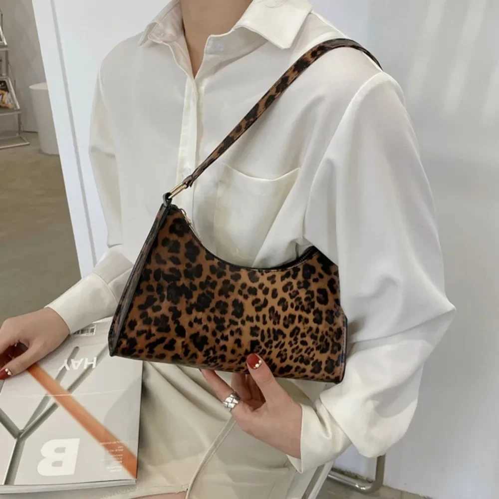 Summer New Shoulder Bags for Women High Quality Zebra Underarm Handbags PU Leather Leopard Armpit Purse Bag W251031