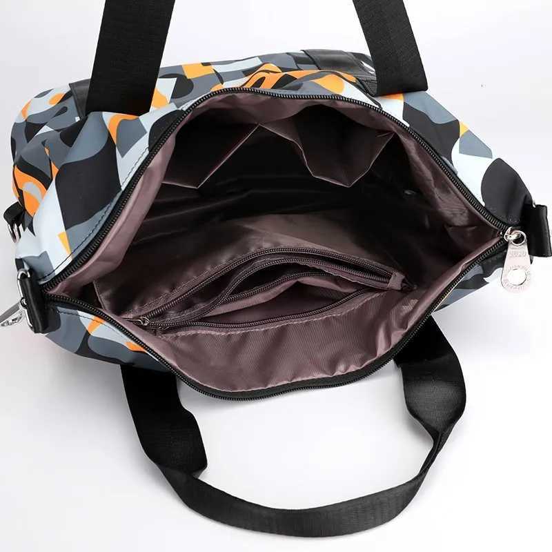 Womens Messenger Bags Waterproof Nylon Shoulder Totes High Quality Large Handbag Female Travel Crossbody Bags Tophandle Bag W251031