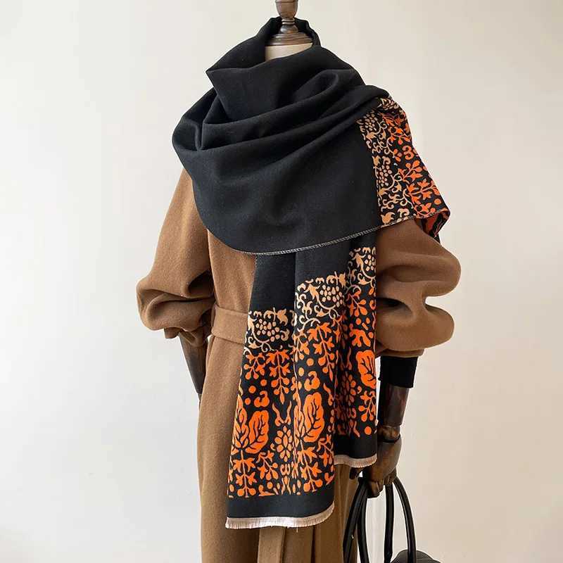 2024 Winter TwoSided Ethnic Style Cashmere Jacquard Scarves High Quality Women Thicken Wrap Shawl Ladies Wool Scarf C251031