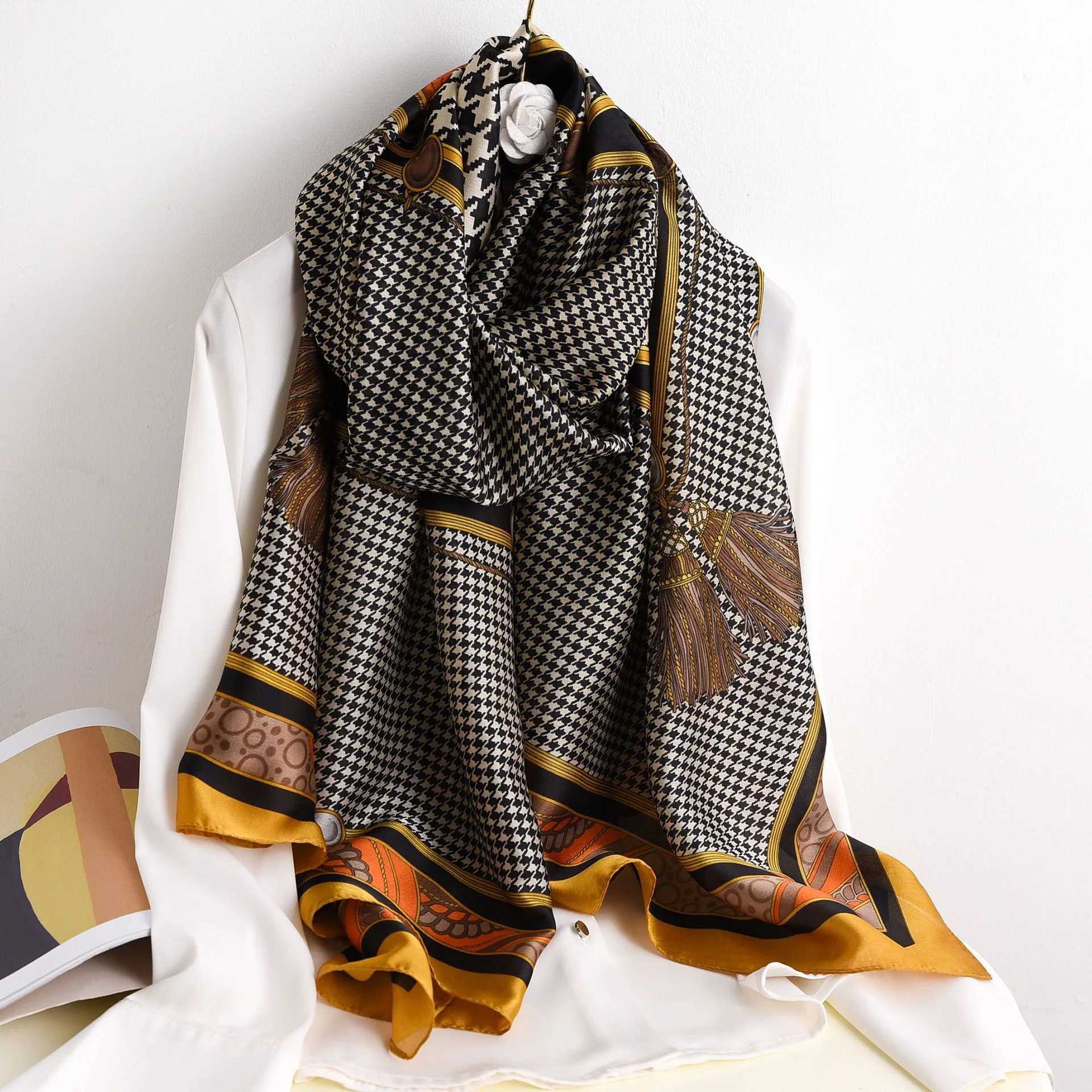 Spring Scarves - Luxurious Design for Women - Polyester Fiber Material - Smooth Scarves - Soft Shawls C251031