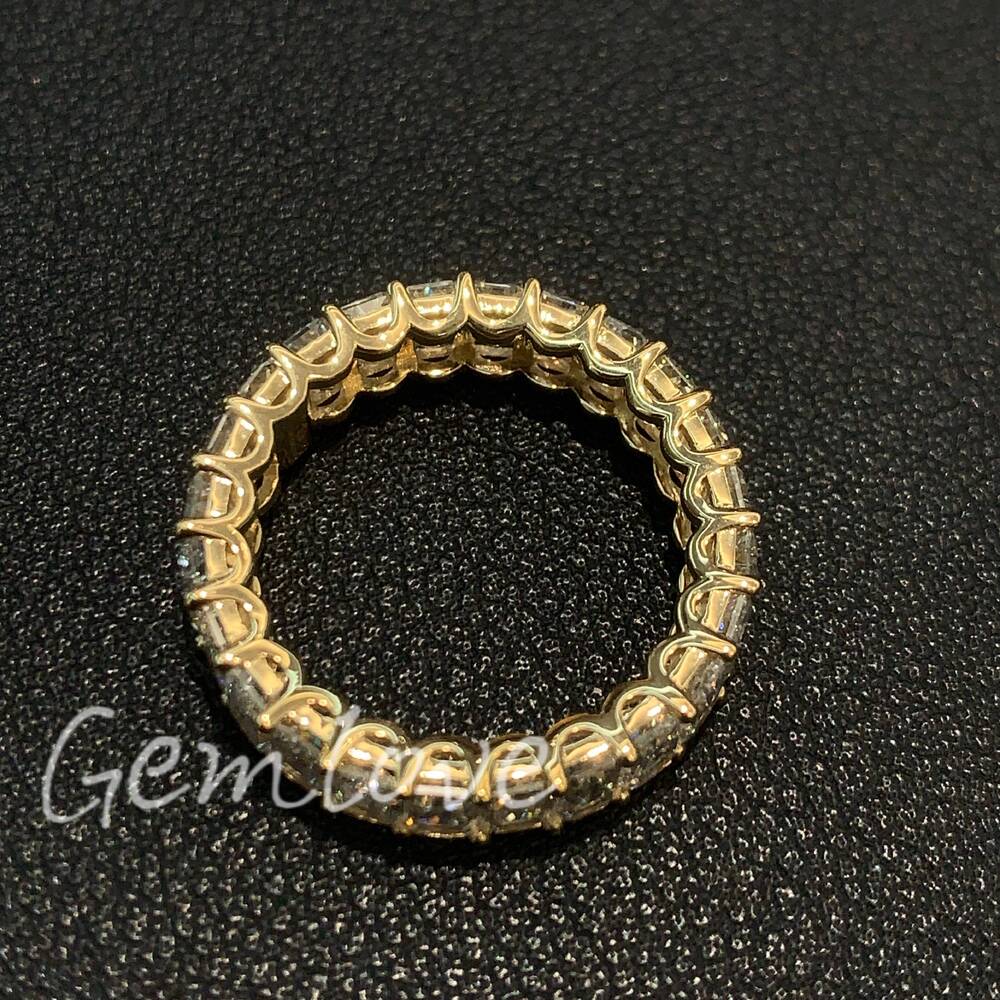 18K Gold Custom Ring Set with Radiant Cut LabGrown Diamonds Suitable for Men and Women Engagement Rings