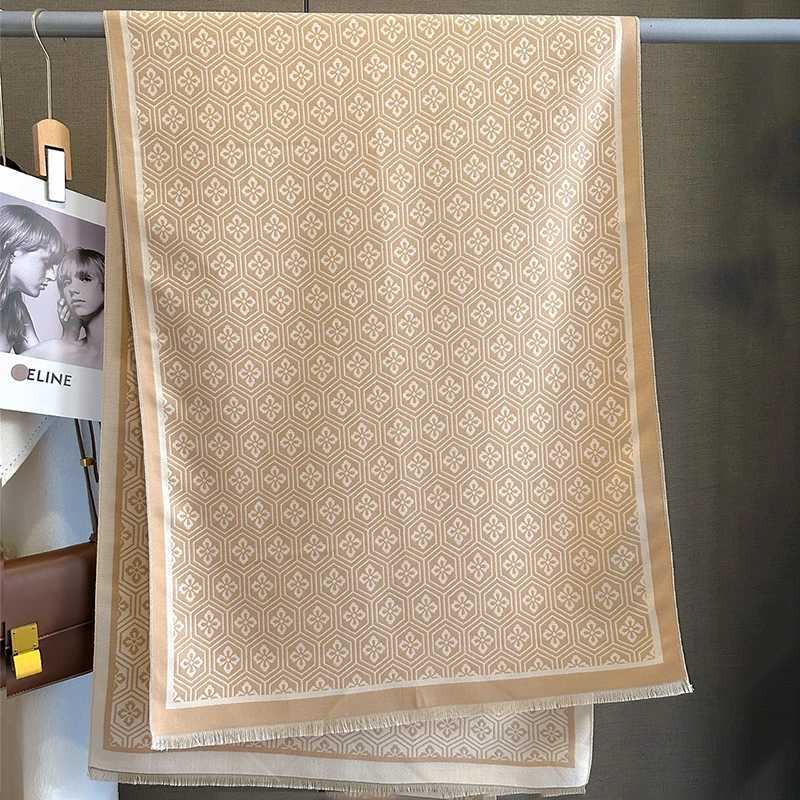 Winter Cashmere Women Scarf Female Luxury Brand Scarves Lady Long Bandana Women Fashion Shawl Wraps Foulard Poncho 2025 C251031