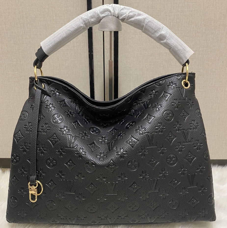 Designer Bag Women Cross body Enbossed Flower Large Capacity Hobos Totes Bags Fashion Sac Femme Shoulder Bags Messenger Luxurys Handbag Lady Purse Woman